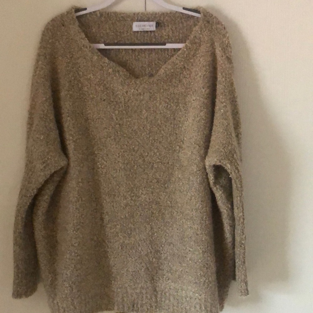 Woman’s fall cozy warmHighland park by material girls acrylic blend sweater